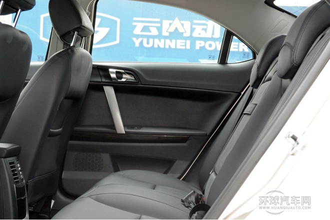 2013款 經典版 550 1.8L 自動風尚型