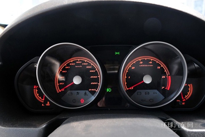 2011款 新銳版 1.5L 自動豪華型