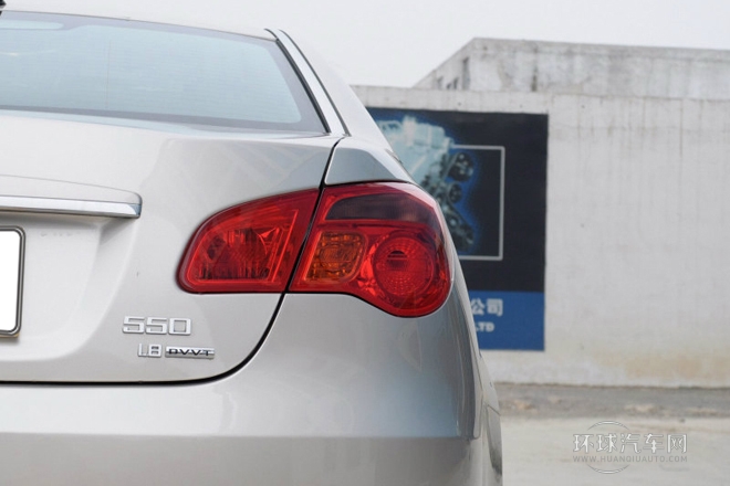 2013款 經典版 550 1.8L 自動風尚型