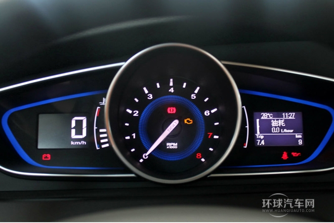 2013款 經典版 550 1.8L 自動豪華型