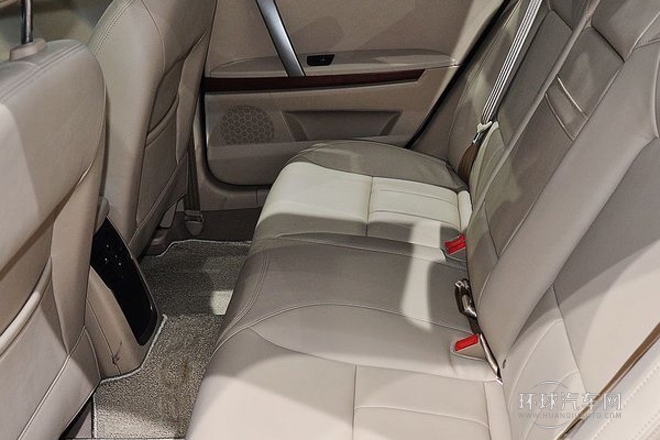 2014款 550 Plug-in 豪華版