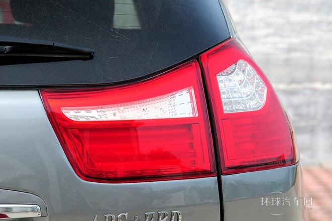 2013款 二代 2.4L 標(biāo)準(zhǔn)型