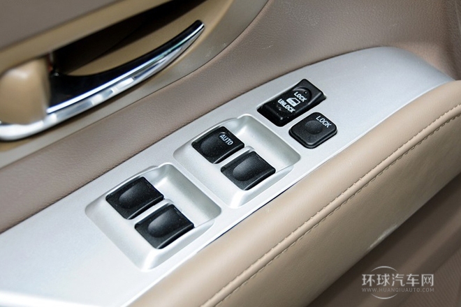 2013款 一代 2.4L 標準型