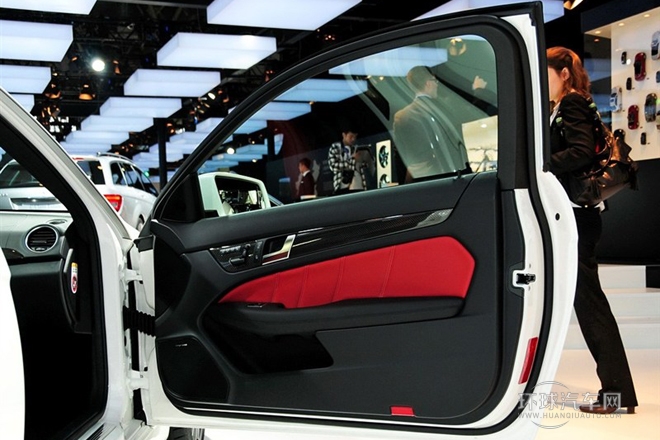 2012款C63 AMG Coupe高性能版