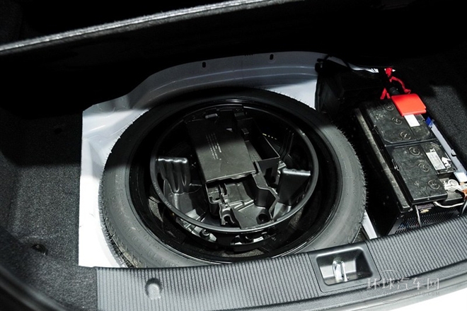 2012款C63 AMG Coupe高性能版