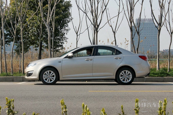 2014款 550S 1.8L 手動(dòng)智選版