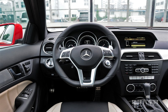 2012款C63 AMG Coupe動感版