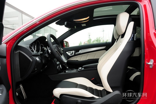 2012款C63 AMG Coupe動感版