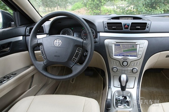 2011款 1.8T 自動豪華型