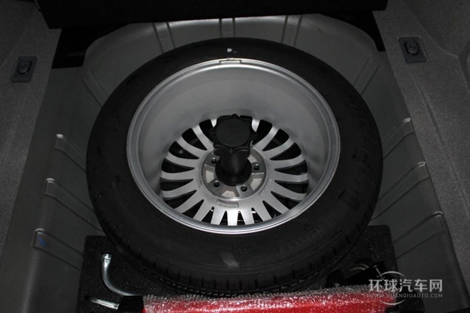 2011款 2.0L 手動舒適型