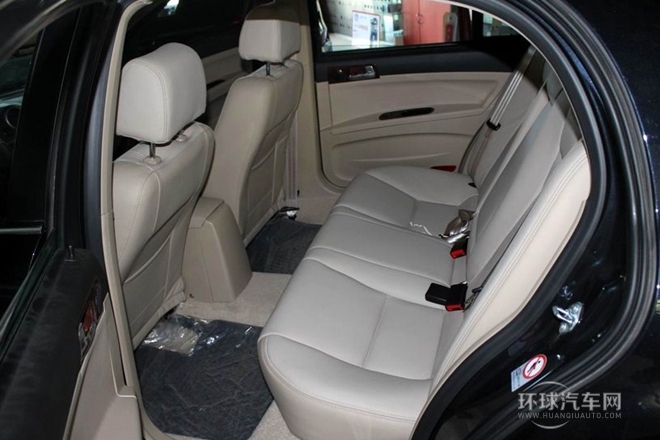 2011款 2.0L 手動(dòng)舒適型