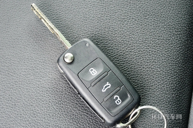 2013款 1.4TSI 5門版FR