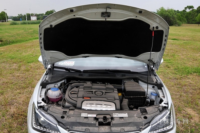 2013款 1.4TSI 5門版FR