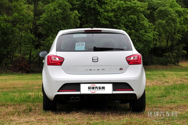 2013款 1.4TSI 5門版FR