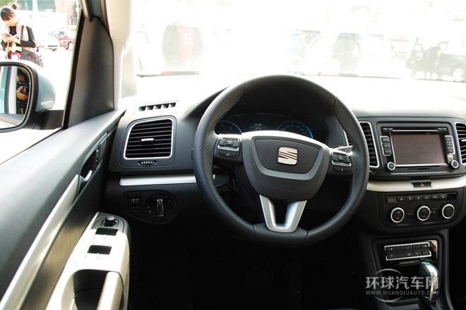 2013款 1.8TSI 豪華導航版 歐V