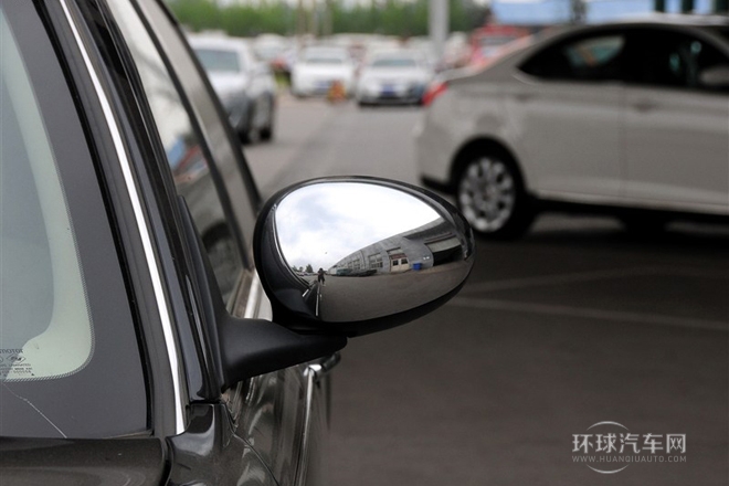 2012款 1.8T 750 HYBRID混合動力版AT