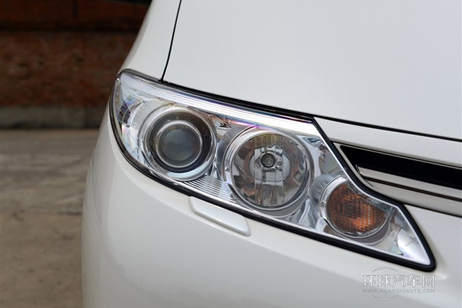 2012款 3.5 7人座豪華型