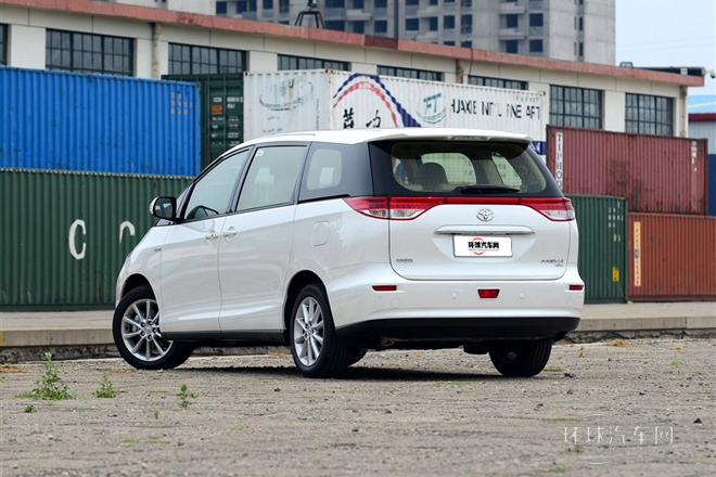 2012款 3.5 7人座豪華型