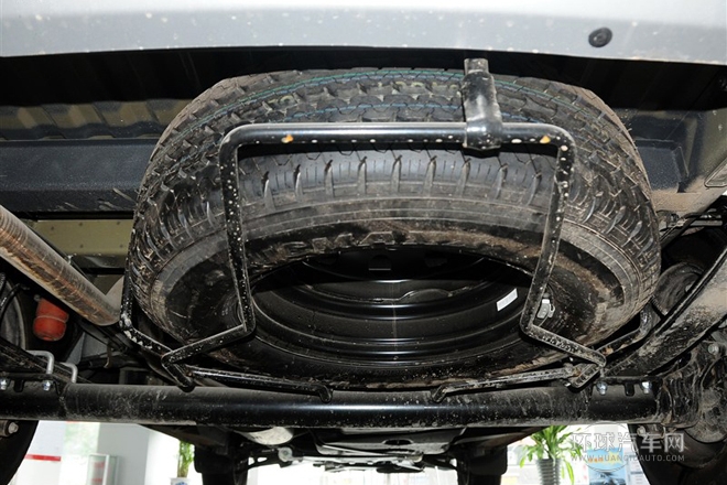 2011款 2.5T短軸中頂商杰版