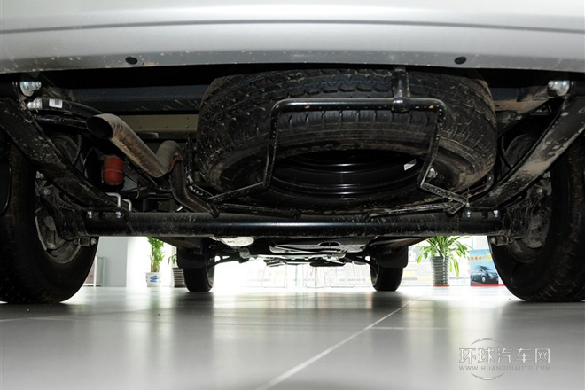 2011款 2.5T短軸中頂商杰版