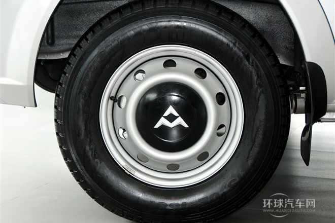 2011款 2.5T短軸中頂商杰版