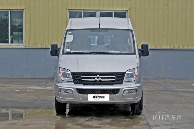 2011款 2.5T短軸中頂商杰版