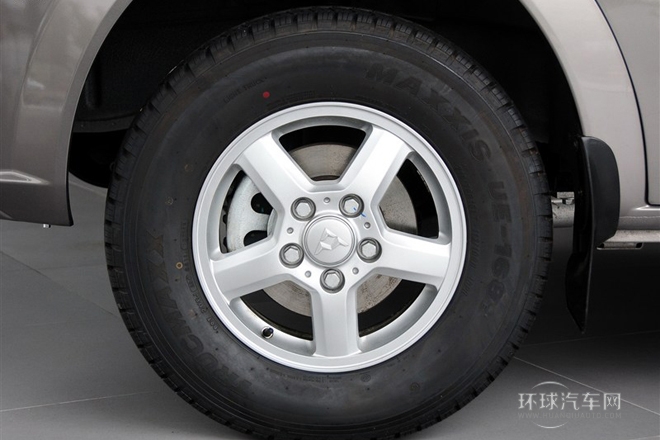 2011款 2.5T短軸低頂尊杰版