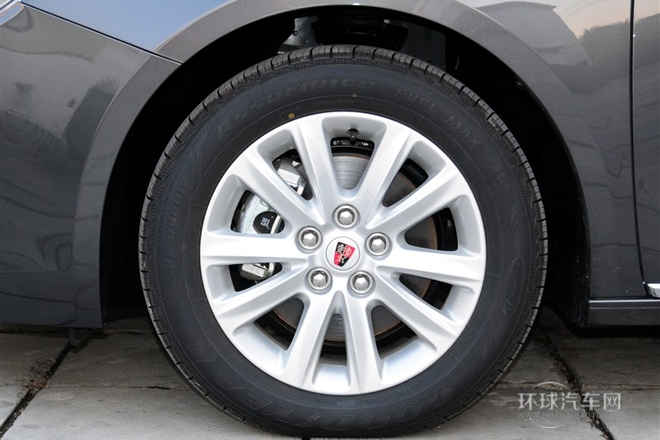 2012款 2.4L 豪華版