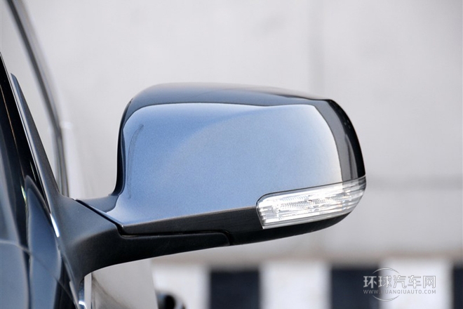 2012款 2.4L 豪華版