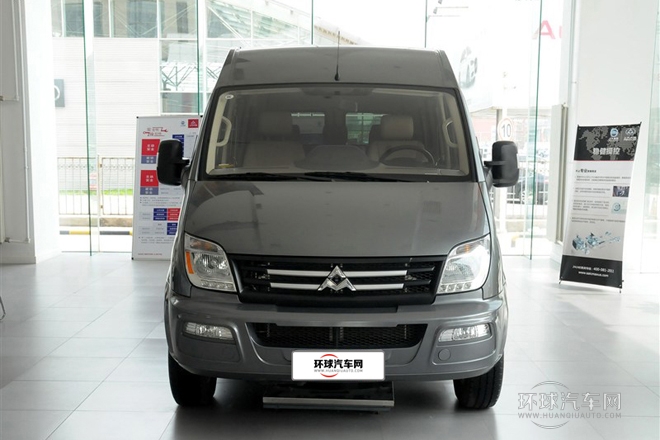 2011款 2.5T短軸中頂尊杰版