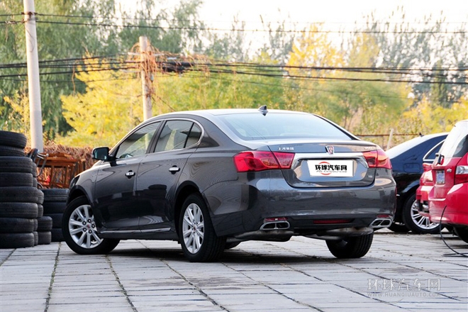 2012款 2.4L 豪華版