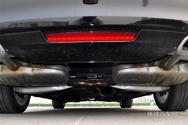 2012款 2.4L 豪華行政版