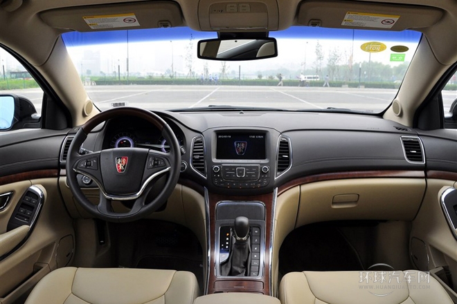 2012款 2.4L 豪華行政版
