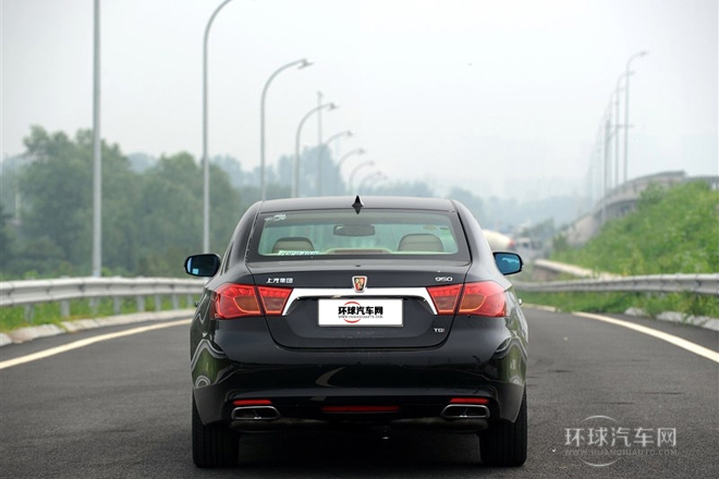 2012款 2.4L 豪華行政版