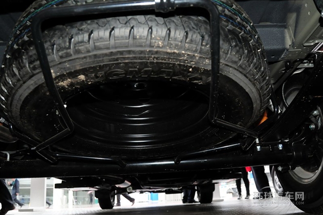 2011款 2.5T長軸中頂尊杰版