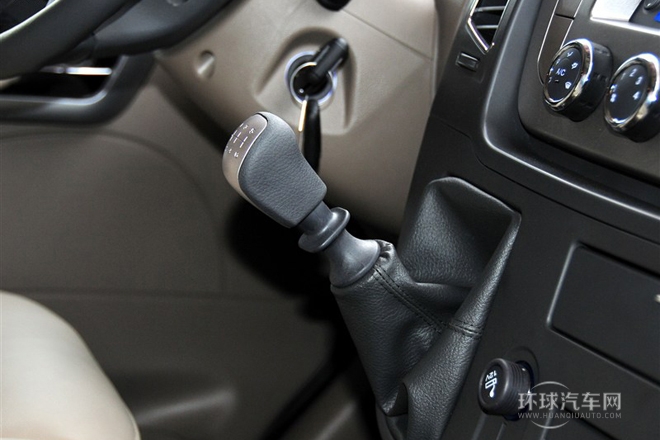 2011款 2.5T長軸中頂尊杰版