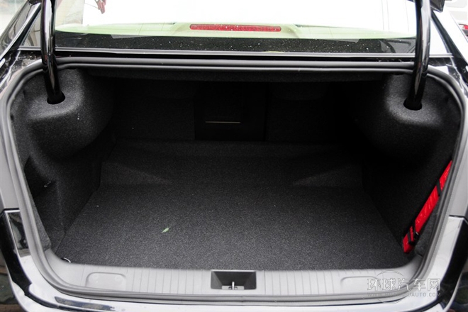 2012款 3.0L 旗艦版