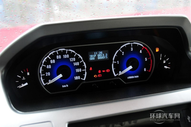 2011款 2.5T長軸中頂尊杰版