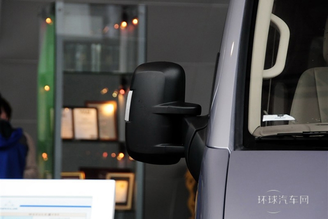 2011款 2.5T長軸中頂尊杰版