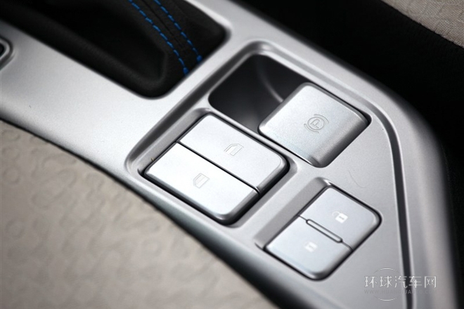 2013款 標(biāo)準(zhǔn)型