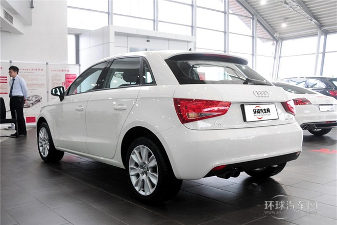 2014款 30 TFSI Sportback時尚型