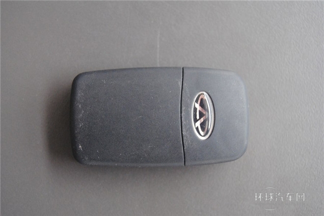 2013款 兩廂 1.5L AMT銳意版