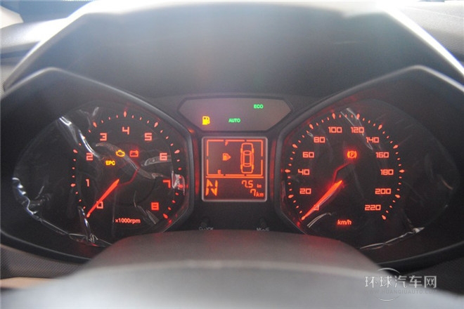 2013款 兩廂 1.5L AMT銳意版