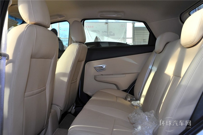 2013款 兩廂 1.5L 手動暢意版