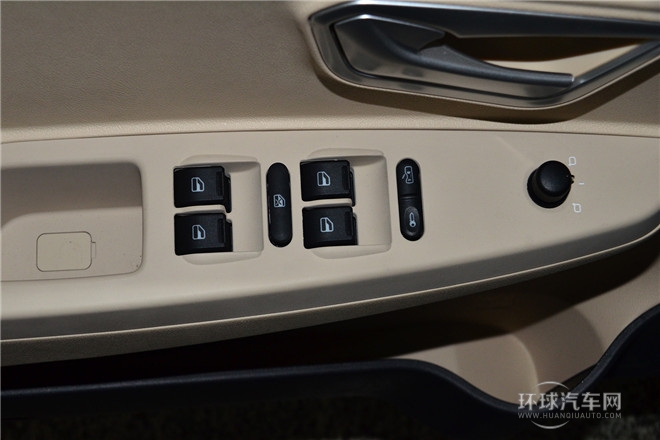 2013款 掀背 1.5L AMT銳意版