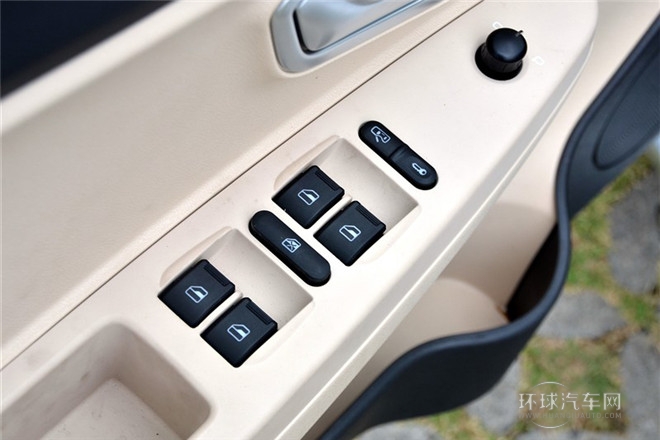 2013款 掀背 1.5L 手動暢意版