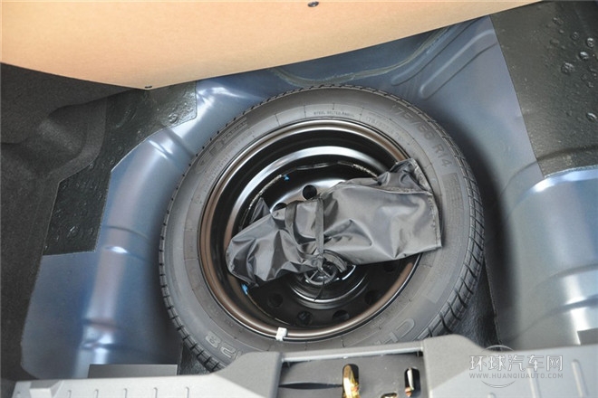 2012款 1.0L 手動標準型