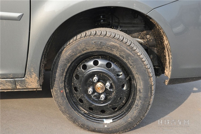 2012款 1.0L 手動標(biāo)準(zhǔn)型