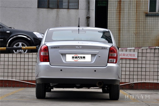 2012款 1.0L 手動舒適型