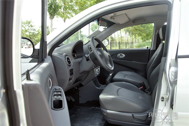 2012款 1.0L 手動數(shù)智導(dǎo)航版